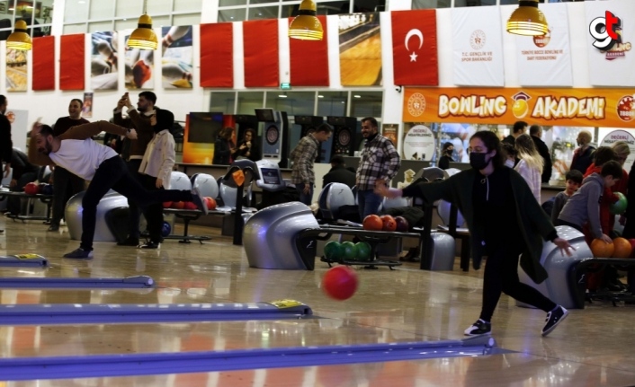 Sezai Üçyol Süper Lig ve 1. Lig Bowling Türkiye Kupası, Samsun'da başladı