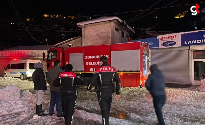 Zonguldak'ta çıkan yangında dumandan zehirlenen kişi öldü