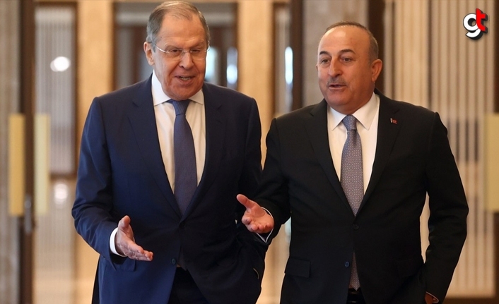 Çavuşoğlu, Lavrov ile Suriye'de görüştü