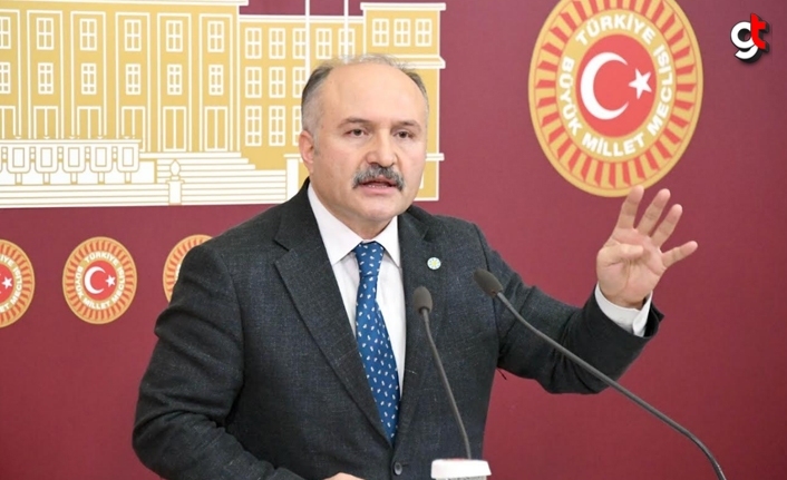 Erhan Usta, Demir Yumruk için meclise önergede bulundu