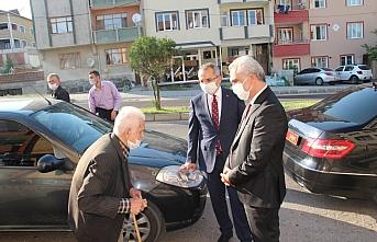 Kastamonu Valisi Avni Çakır Tosya'da ziyaretlerde bulundu