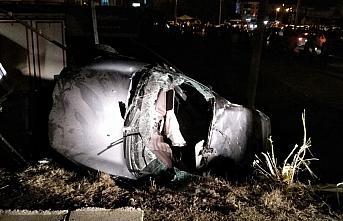 Samsun'da iki otomobil çarpıştı: 2 ölü, 3 yaralı