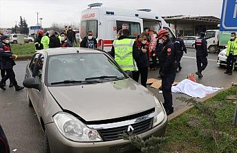 Düzce'de ambulansla otomobil çarpıştı: 1 ölü, 2 yaralı
