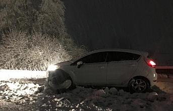 Sivas-Tokat kara yolu yoğun kar yağışı dolayısıyla trafiğe kapandı