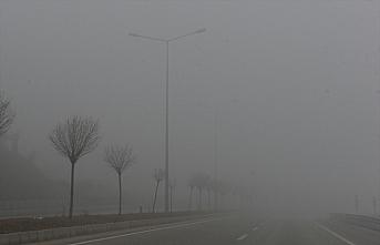 Tokat'ta sis etkili oluyor
