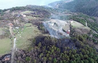 GÜNCELLEME 3 - Kastamonu'da ormanlık alan ve mahallede etkili olan yangın kontrol altına alındı