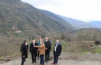 Arhavi Kaymakamı Olçaş'tan köy ziyaretleri