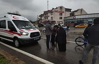 Düzce'de otomobilin çarptığı yaya ağır yaralandı