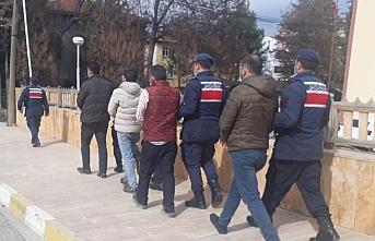 Karabük'te demir yolu rayı çaldıkları iddia edilen 4 şüpheli tutuklandı