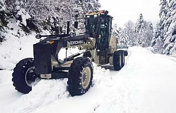 Sinop ve Kastamonu'da kar nedeniyle 103 köy yolunda ulaşım sağlanamıyor