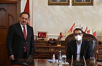 Enerji ve Tabii Kaynaklar Bakanı Fatih Dönmez, Samsun Büyükşehir Belediyesini ziyaret etti