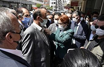 İYİ Parti Genel Başkanı Akşener, Gümüşhane'de esnaf ziyaretinde konuştu: