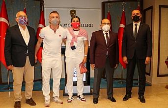 Olimpiyat şampiyonu Busenaz Sürmeneli'den Trabzon Valisi Ustaoğlu ve Büyükşehir Belediye Başkanı Zorluoğlu'na ziyaret