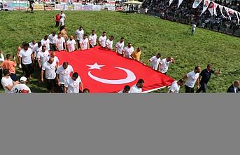 Samsun'da düzenlenen Yağlı Pehlivan Güreşleri'nde başpehlivan Fatih Atlı oldu
