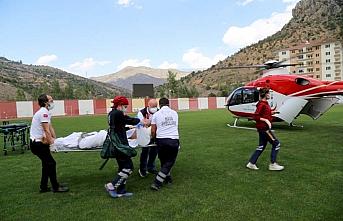 Ambulans helikopter Gümüşhane'deki entübe hasta için havalandı