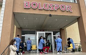 Boluspor'da teknik heyet, futbolcular ve çalışanlara PCR testi yapıldı