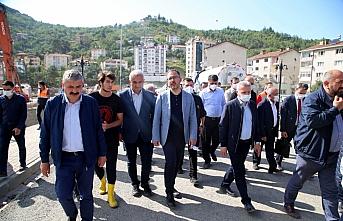 Gençlik ve Spor Bakanı Kasapoğlu, sel felaketinin yaşandığı Bozurt'u ziyaret etti: