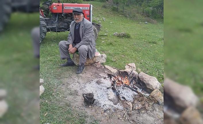 Karabük'te devrilen traktörün altında kalan 80 yaşındaki yaşlı adam öldü