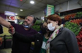 İyi Parti Genel Başkanı Akşener, Tokat'ta esnaf ziyaretinde bulundu: