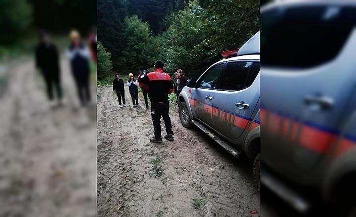 Karabük'te ormanlık alanda kaybolan 6 kişi bulundu