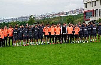 Trabzonspor Teknik Direktörü Avcı, 19 yaş altı takımını ziyaret etti