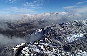 Bolu Dağı'ndaki kar güzelliği drone ile görüntülendi
