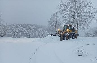 Düzce'de kar nedeniyle 40 köy yolu ulaşıma kapandı