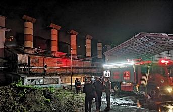 GÜNCELLEME - Trabzon'da çay fabrikasında çıkan yangın kontrol altına alındı