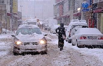 Kar yağışı Bozkurt'ta etkili oluyor