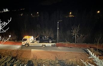 Karabük'te bisiklet yoluna düşen otomobilin sürücüsü yaralandı