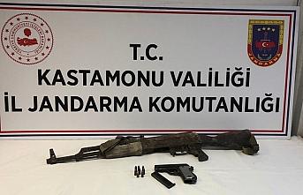 Kastamonu'da silah kaçakçılığı operasyonunda 3 şüpheli yakalandı