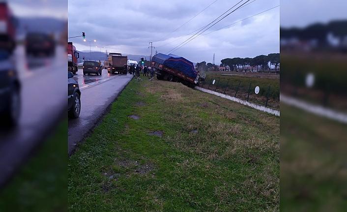 Samsun'da 3 aracın karıştığı kazada bir kişi yaralandı