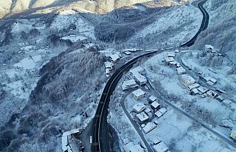 Bolu Dağı'nda kar manzarası drone ile görüntülendi