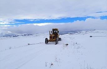 Gümüşhane'de 62 köy yolu kardan ulaşıma kapandı