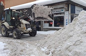 Yeniçağa'da karla mücadele çalışması sürüyor