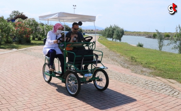 Samsun'da, ekonomik ve çevre dostu elektrikli scooter ile bisiklet kullanımı yaygınlaştırılıyor